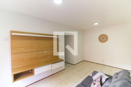 Sala de apartamento para alugar com 3 quartos, 75m² em Parque Munhoz, São Paulo