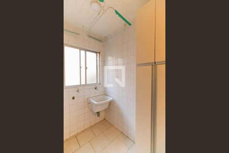 Apartamento para alugar com 75m², 3 quartos e 1 vagaÁrea de Serviço