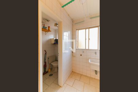 Apartamento para alugar com 75m², 3 quartos e 1 vagaÁrea de Serviço