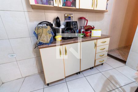 Casa à venda com 149m², 2 quartos e 2 vagasCozinha - Armários