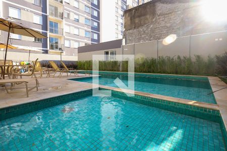 Apartamento à venda com 37m², 2 quartos e sem vagaÁrea comum - Piscina