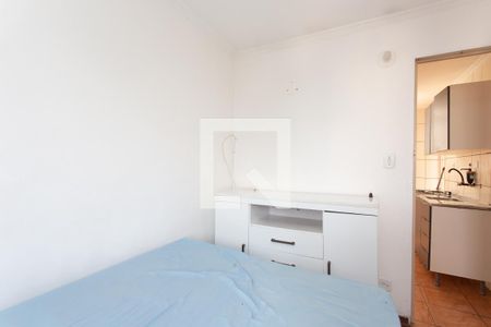 Quarto 1  de apartamento para alugar com 3 quartos, 57m² em Conjunto Residencial José Bonifácio, São Paulo