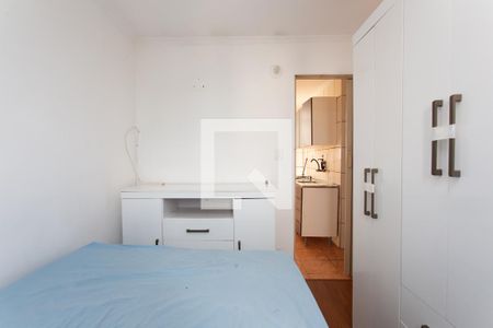 Quarto 1 de apartamento para alugar com 3 quartos, 57m² em Conjunto Residencial José Bonifácio, São Paulo