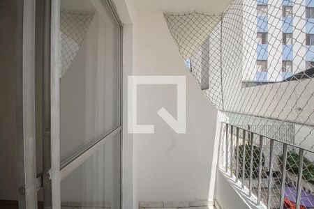 Varanda da Sala de apartamento para alugar com 2 quartos, 64m² em Vila Firmiano Pinto, São Paulo