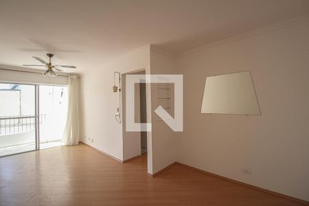 Sala de apartamento para alugar com 2 quartos, 64m² em Vila Firmiano Pinto, São Paulo