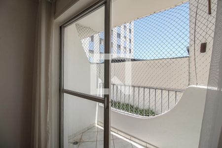 Varanda da Sala de apartamento para alugar com 2 quartos, 64m² em Vila Firmiano Pinto, São Paulo