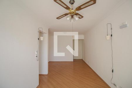 Sala de apartamento para alugar com 2 quartos, 64m² em Vila Firmiano Pinto, São Paulo