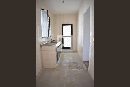 Casa à venda com 180m², 2 quartos e 2 vagasCozinha