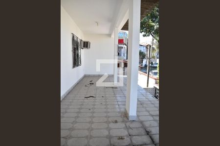 Casa à venda com 180m², 2 quartos e 2 vagasVaranda