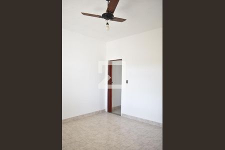 Casa à venda com 180m², 2 quartos e 2 vagasQuarto 2