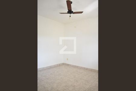 Casa à venda com 180m², 2 quartos e 2 vagasQuarto 2