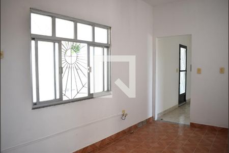 Casa à venda com 180m², 2 quartos e 2 vagasCobertura