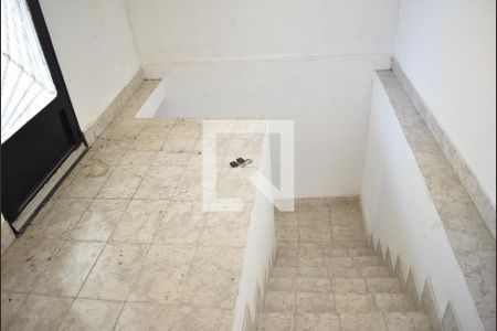 Casa à venda com 180m², 2 quartos e 2 vagasDetalhe