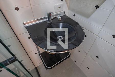 Apartamento para alugar com 69m², 2 quartos e 1 vagaBanheiro