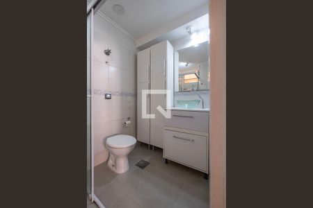 Suíte - Banheiro de apartamento para alugar com 2 quartos, 69m² em Cerqueira César, São Paulo