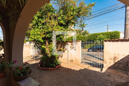 Casa à venda com 115m², 2 quartos e 3 vagasVaranda