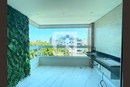 Apartamento à venda com 96m², 3 quartos e 2 vagasVaranda - Sala