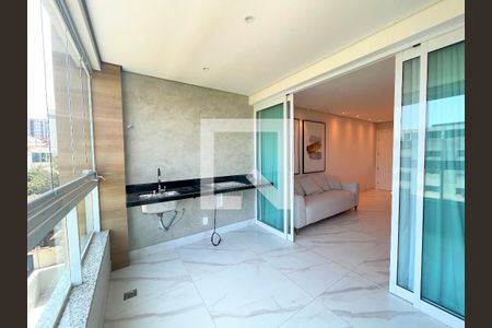 Apartamento à venda com 96m², 3 quartos e 2 vagasVaranda - Sala