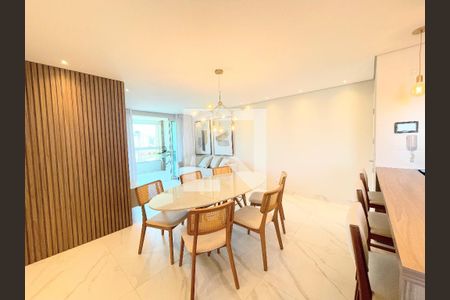 Apartamento à venda com 96m², 3 quartos e 2 vagasSala