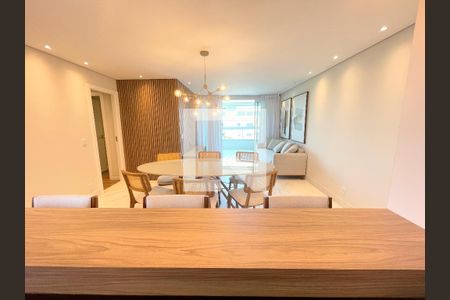 Apartamento à venda com 96m², 3 quartos e 2 vagasSala