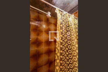 Casa à venda com 104m², 3 quartos e 3 vagas Casa à venda com 104m², 3 quartos e 3 vagasBanheiro 2