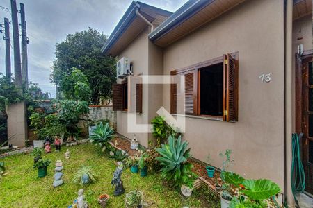 Casa à venda com 104m², 3 quartos e 3 vagas Casa à venda com 104m², 3 quartos e 3 vagasFachada da casa