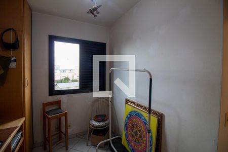 Apartamento à venda com 70m², 3 quartos e 2 vagasQuarto 2