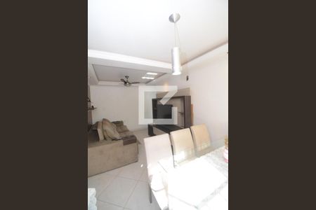 Sala de apartamento para alugar com 2 quartos, 57m² em Praça Seca, Rio de Janeiro