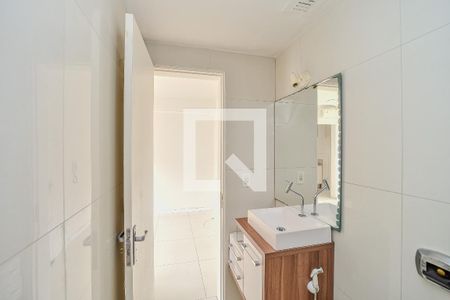 Banheiro de apartamento à venda com 1 quarto, 31m² em Bela Vista, Porto Alegre