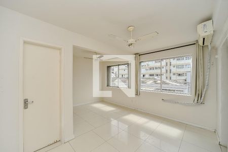 Sala/Quarto de apartamento para alugar com 1 quarto, 31m² em Bela Vista, Porto Alegre