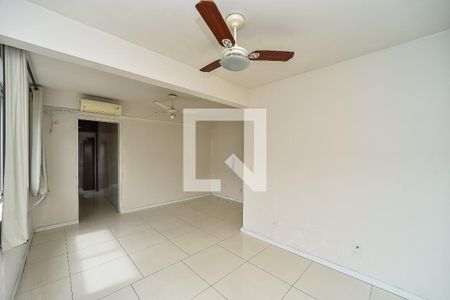 Sala/Quarto de apartamento à venda com 1 quarto, 31m² em Bela Vista, Porto Alegre