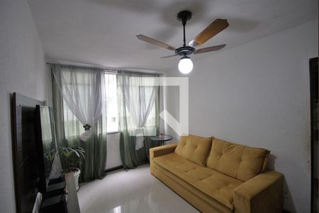 Sala de apartamento para alugar com 2 quartos, 55m² em Jardim Alcântara, São Gonçalo