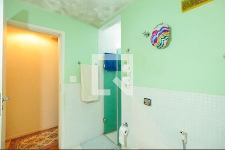 Apartamento à venda com 140m², 3 quartos e 1 vaga Apartamento à venda com 140m², 3 quartos e 1 vagaBanheiro 2