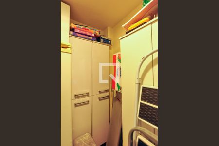 Apartamento à venda com 140m², 3 quartos e 1 vaga Apartamento à venda com 140m², 3 quartos e 1 vagaQuarto de Serviço