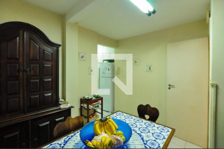 Apartamento à venda com 140m², 3 quartos e 1 vaga Apartamento à venda com 140m², 3 quartos e 1 vagaSala de Jantar