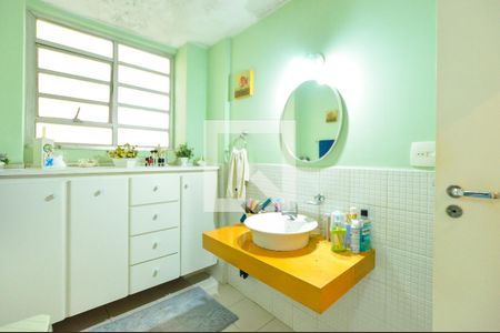 Apartamento à venda com 140m², 3 quartos e 1 vaga Apartamento à venda com 140m², 3 quartos e 1 vagaBanheiro 2