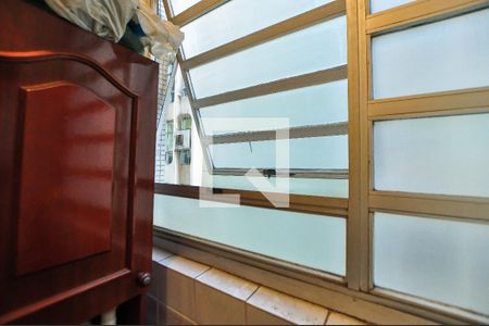 Apartamento à venda com 140m², 3 quartos e 1 vaga Apartamento à venda com 140m², 3 quartos e 1 vagaBanheiro de serviço