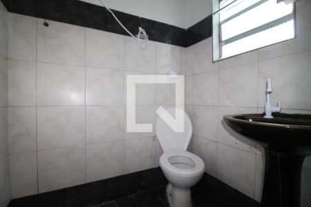 Banheiro de casa para alugar com 1 quarto, 75m² em Jardim Matarazzo, São Paulo