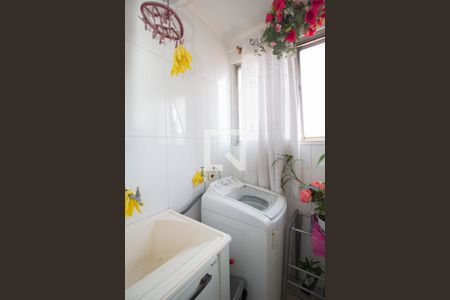 Apartamento à venda com 64m², 2 quartos e 1 vagaÁrea de Serviço