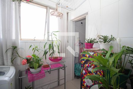 Apartamento à venda com 64m², 2 quartos e 1 vagaÁrea de Serviço