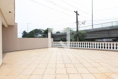 Varanda da Sala  de casa para alugar com 3 quartos, 250m² em Jardim das Camélias, São Paulo