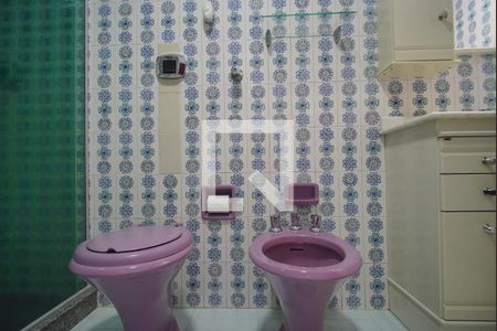 Apartamento à venda com 120m², 2 quartos e sem vagaBanheiro