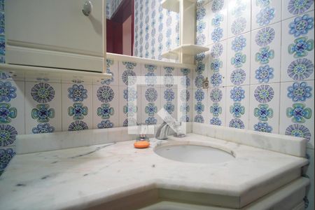 Apartamento à venda com 120m², 2 quartos e sem vagaBanheiro - torneira