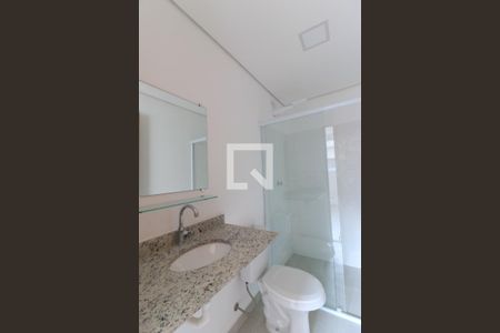 Banheiro da Suíte de apartamento para alugar com 1 quarto, 45m² em Campo Belo, São Paulo