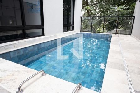 Studio para alugar com 28m², 0 quarto e 1 vaga Studio para alugar com 28m², 0 quarto e 1 vagaÁrea comum - Piscina