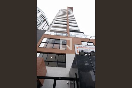 Studio para alugar com 28m², 0 quarto e 1 vaga Studio para alugar com 28m², 0 quarto e 1 vagaFachada