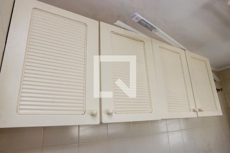 Cozinha - Armários de apartamento para alugar com 1 quarto, 45m² em Bela Vista, São Paulo