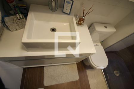 Apartamento à venda com 97m², 2 quartos e 2 vagasBanheiro da Suíte