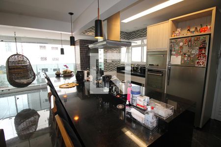 Apartamento à venda com 97m², 2 quartos e 2 vagasCozinha