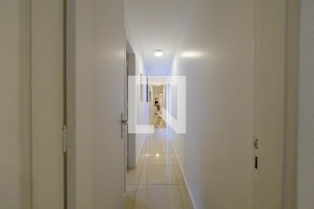Corredor de apartamento à venda com 4 quartos, 182m² em Recreio dos Bandeirantes, Rio de Janeiro